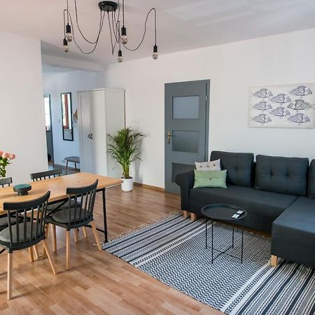Apartamenty Centrum Biskupiec บิสกูเปียซ ภายนอก รูปภาพ